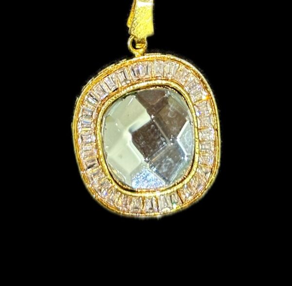 Golden Pendant - Image 2